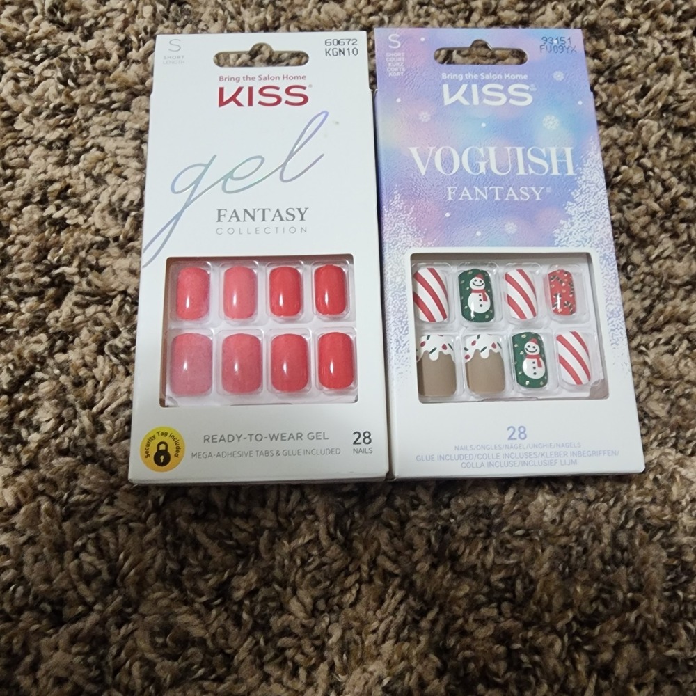 2 Pack Of Short Square Kiss Gel Fantasy Nails